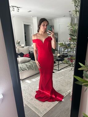 Elegant Red Off-Shoulder Evening Gown